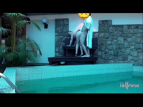 ❤️ O xefe invita a criada á piscina, pero non puido resistirse a un quente ❤️❌ Super sexo a nós gl.porno-fuq.ru ﹏